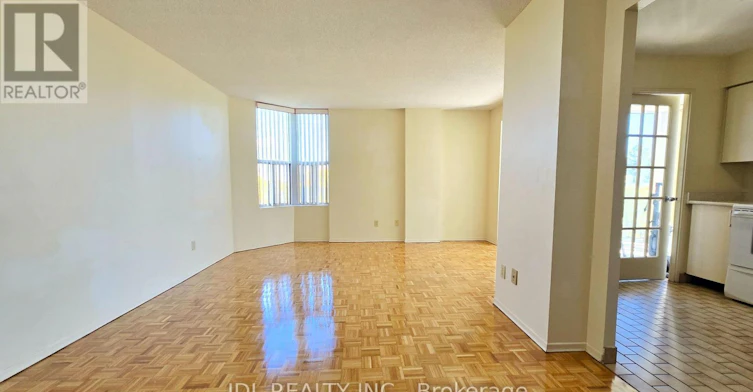 610-5795 Yonge Street, Toronto, ON, M2M 4J3 - 2