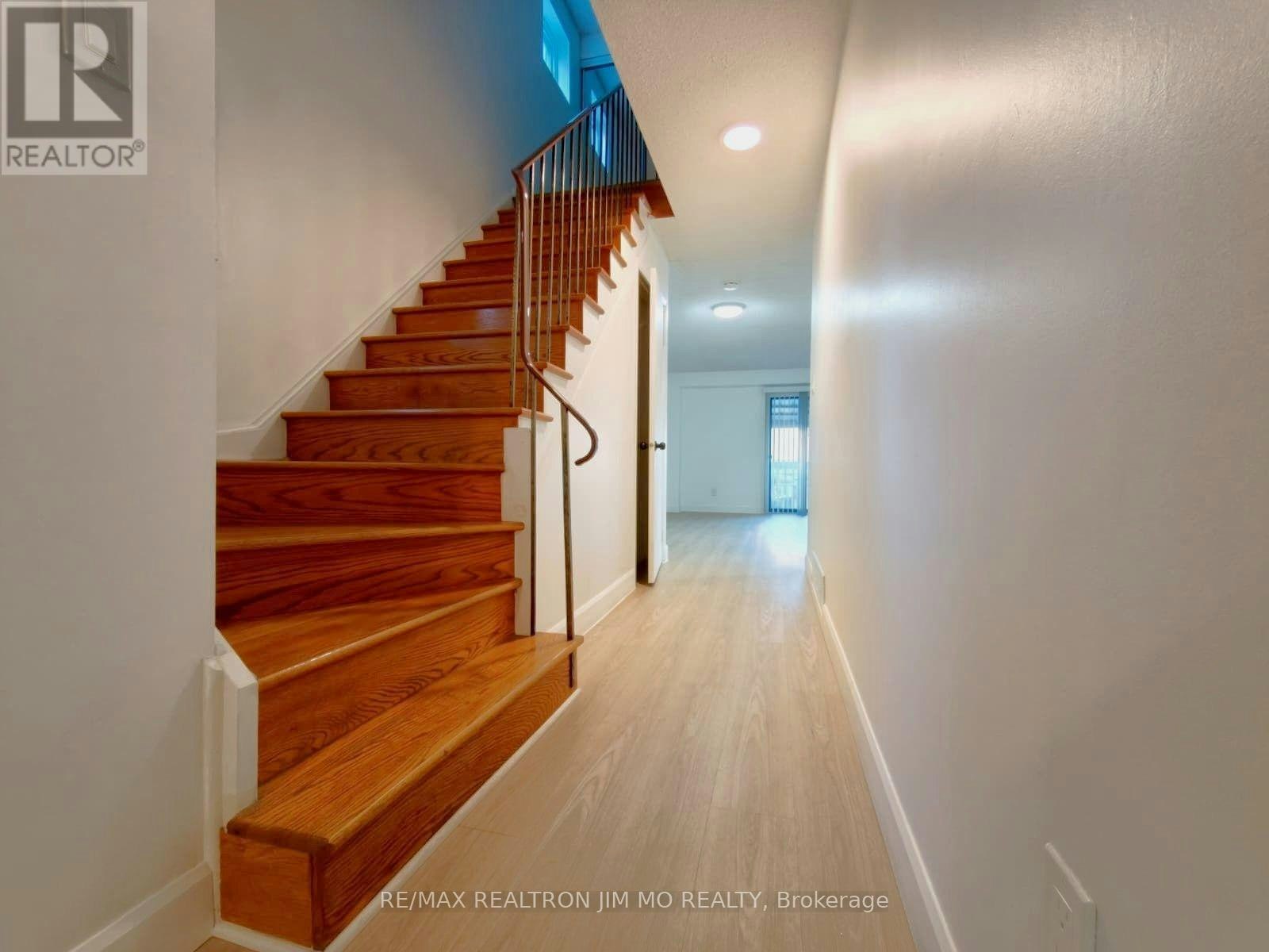 3 Prosperity Pt Way, Toronto, ON, M1B 4G8 4