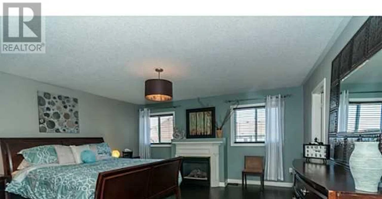 4 Bluewater Trail, Barrie, ON, L4N 0G6 - 8