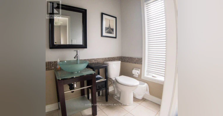 4 Bluewater Trail, Barrie, ON, L4N 0G6 - 9