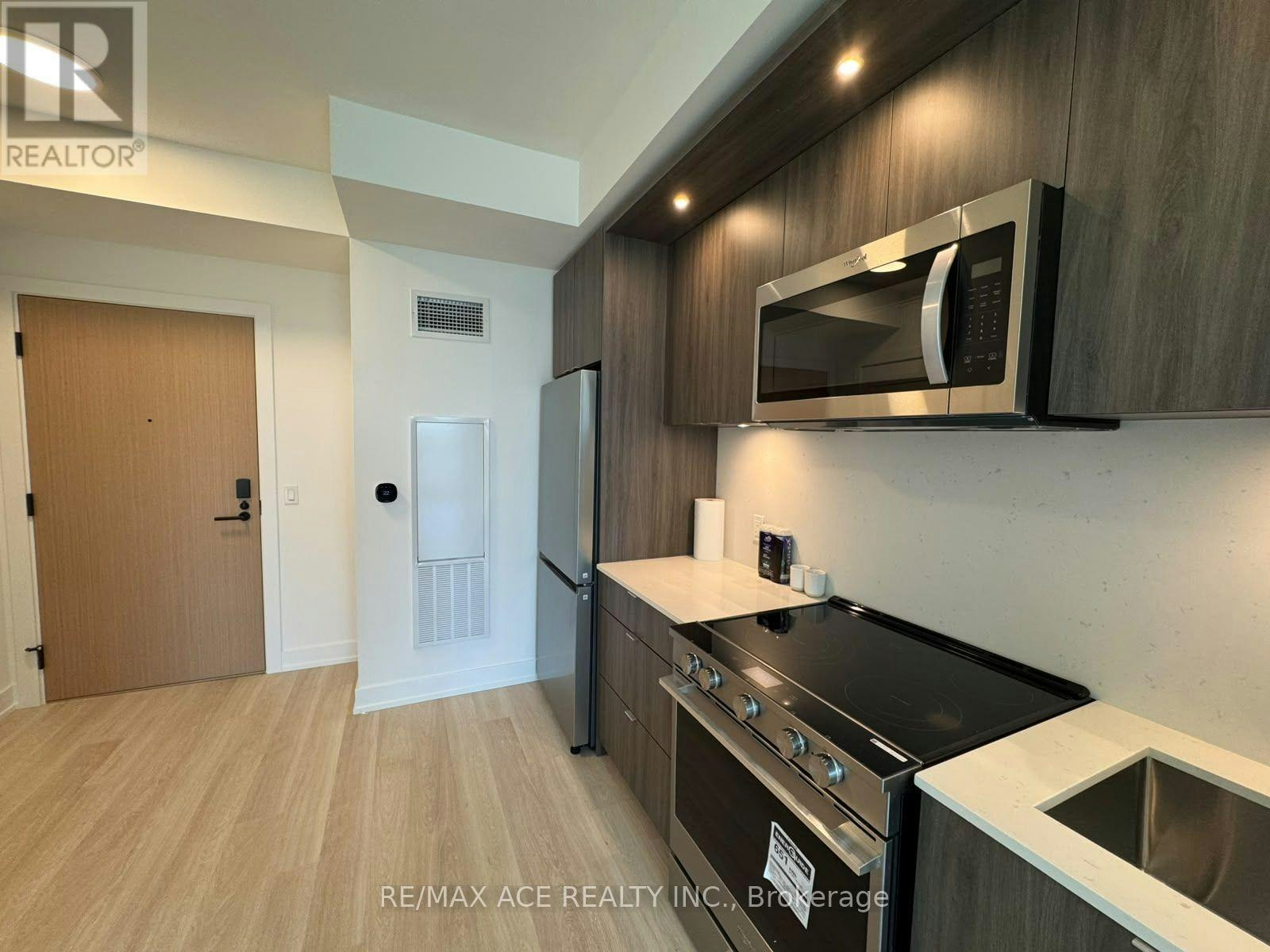 1012-25 Cordova Avenue, Toronto, ON, M9A 2H5 - 5