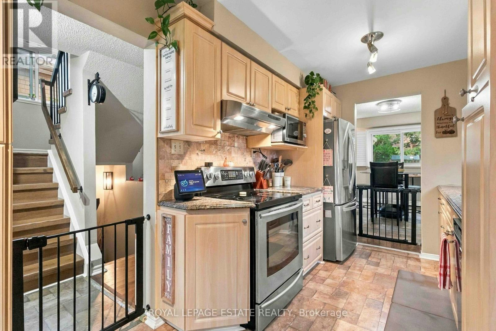 228 Rands Road, Ajax, ON, L1S 3Y5 - 5