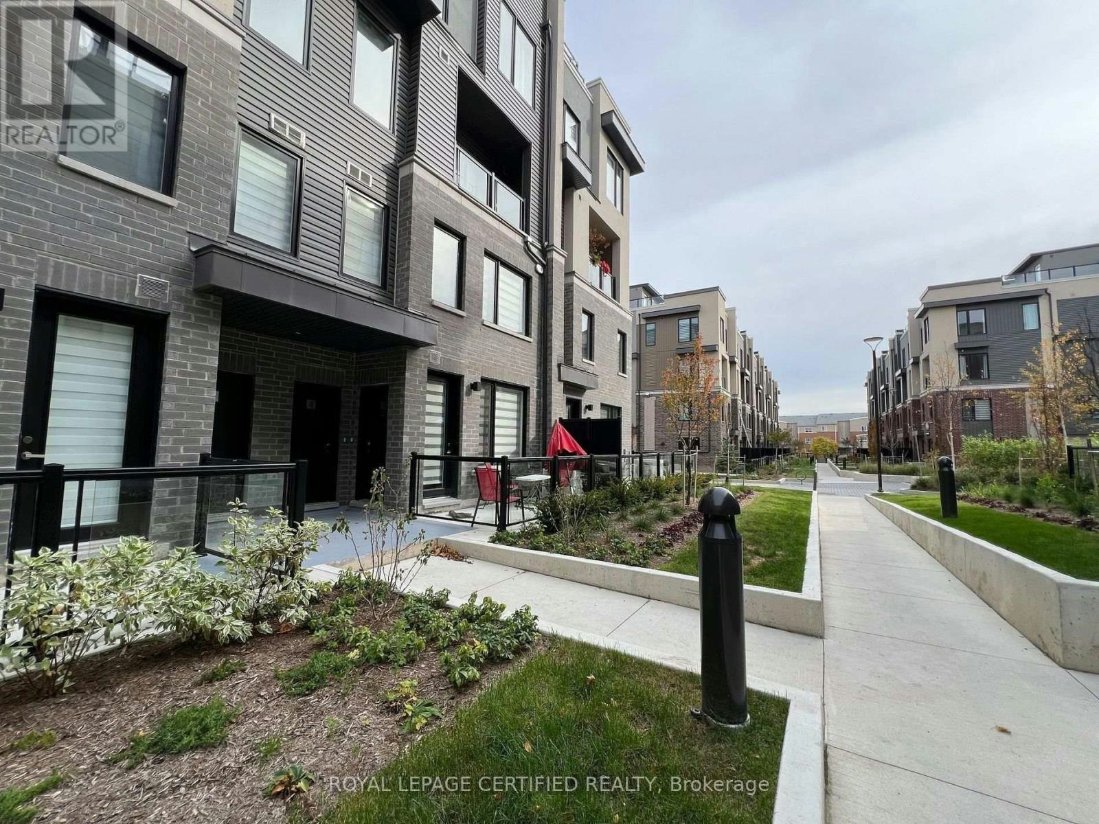 3-3562 Colonial Drive, Mississauga, ON, L5L 0C1