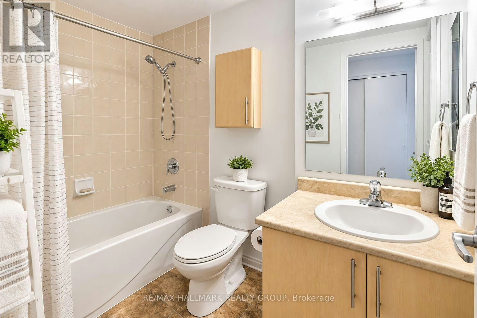 302-200 Lett Street, Ottawa, ON, K1R 0A7 - 9