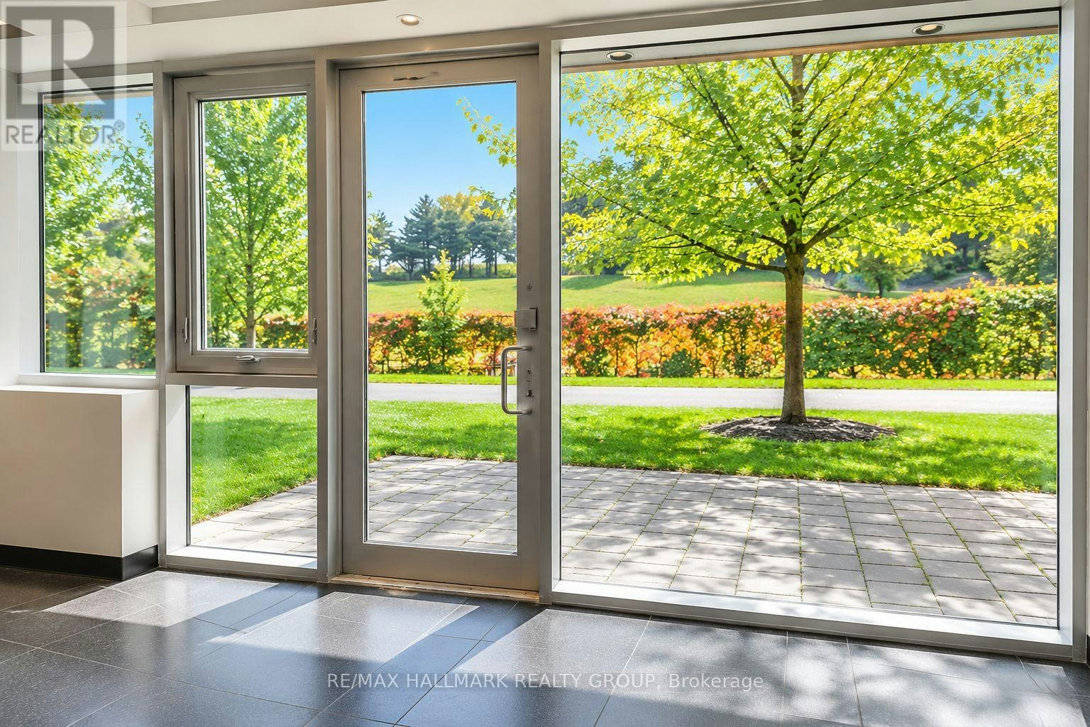 302-200 Lett Street, Ottawa, ON, K1R 0A7 - 12