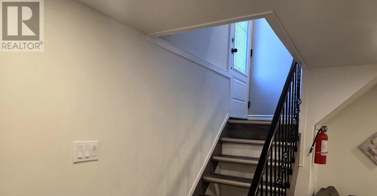 101 Reiner Road, Toronto, ON, M3H 2L7 - 13