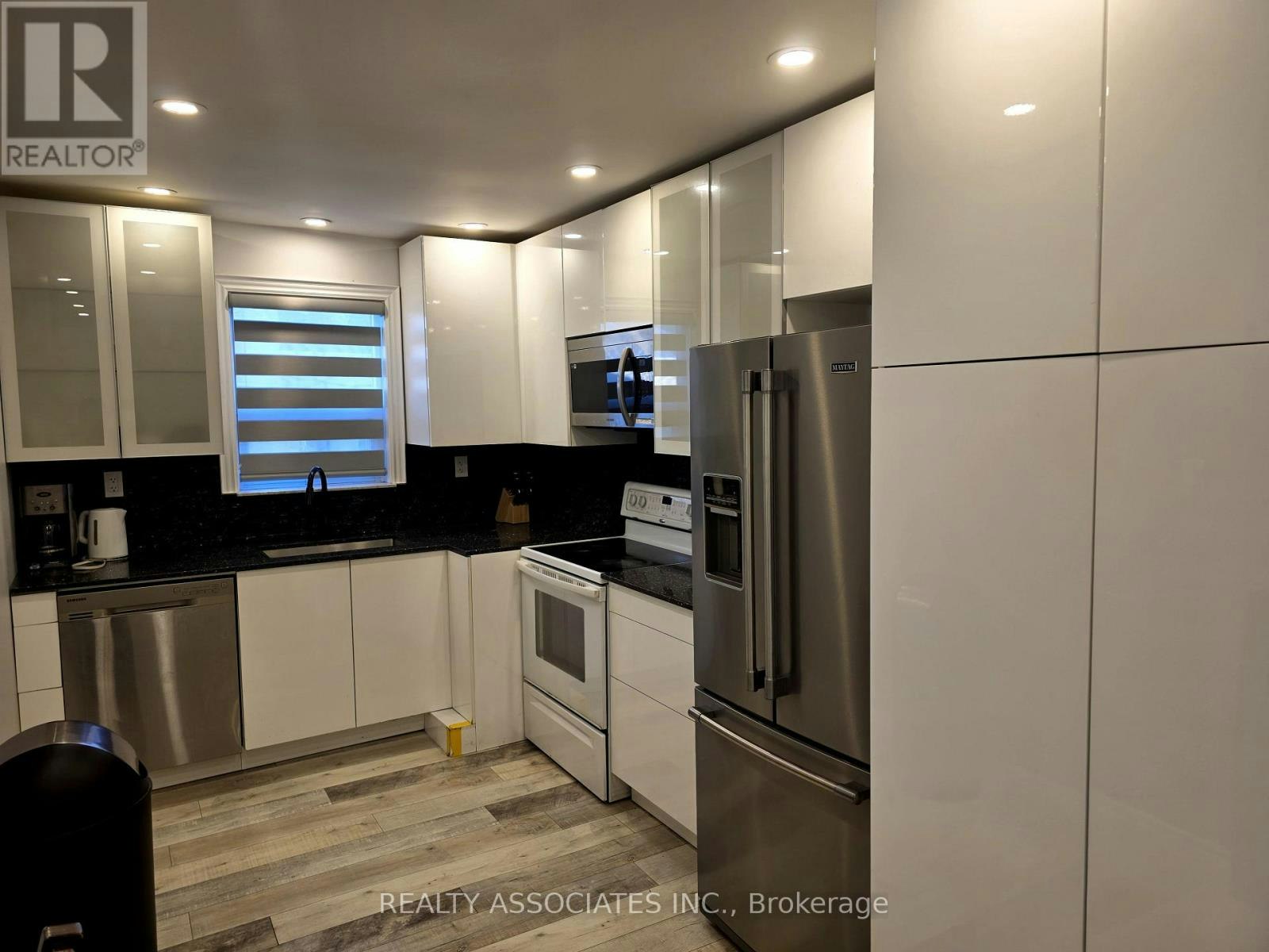 101 Reiner Road, Toronto, ON, M3H 2L7 - 7