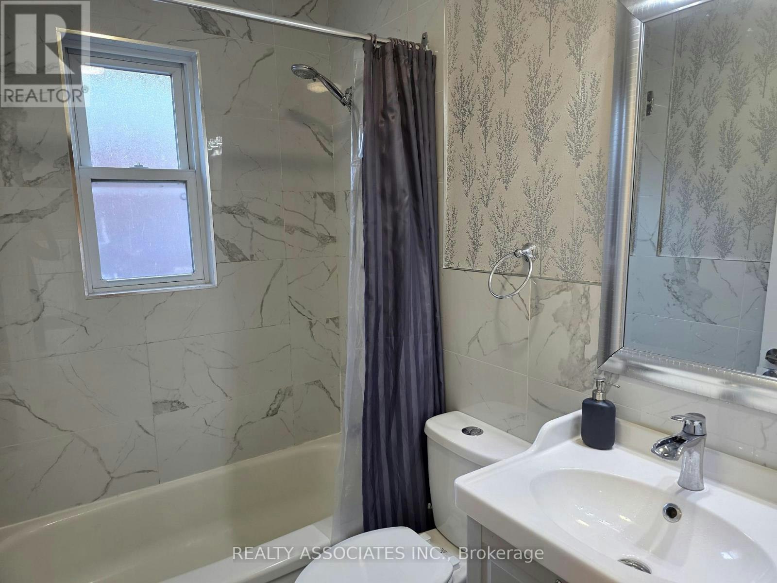 101 Reiner Road, Toronto, ON, M3H 2L7 - 11