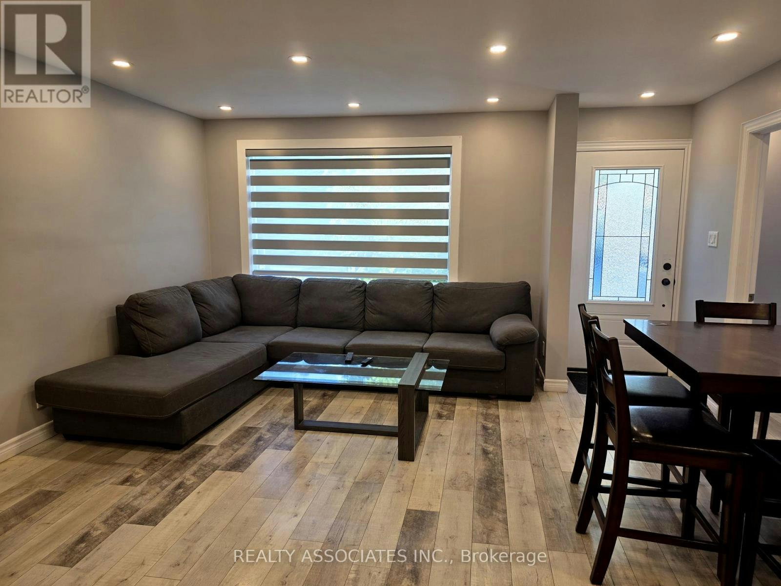 101 Reiner Road, Toronto, ON, M3H 2L7 - 2