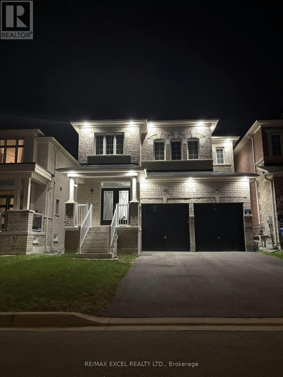 123 Fallharvest Way, Whitchurch-Stouffville, ON, L4A 5A8