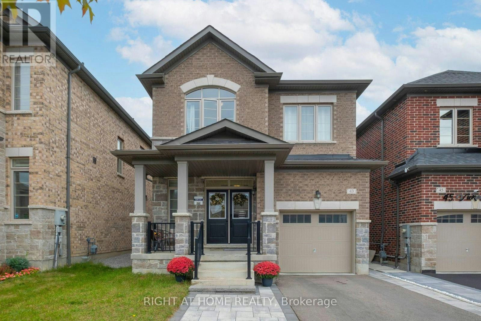 43 Vickery Street, Whitby, ON, L1P 0L2