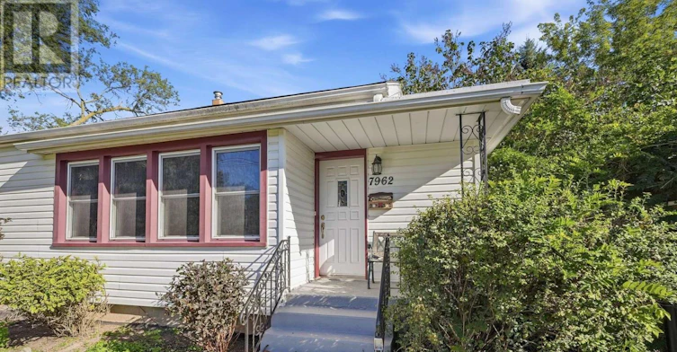 7962 Booth Street, Niagara Falls, ON, L2H 1E8 - 34
