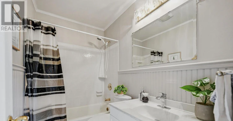 7962 Booth Street, Niagara Falls, ON, L2H 1E8 - 14