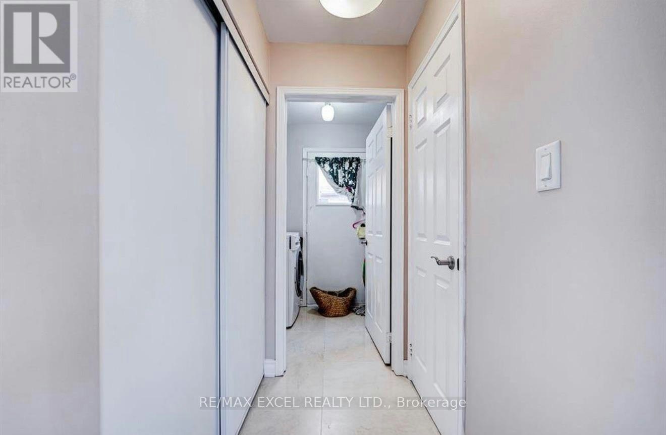 UPPER-70 Weldrick Road E, Richmond Hill, ON, L4C 8T8 - 6