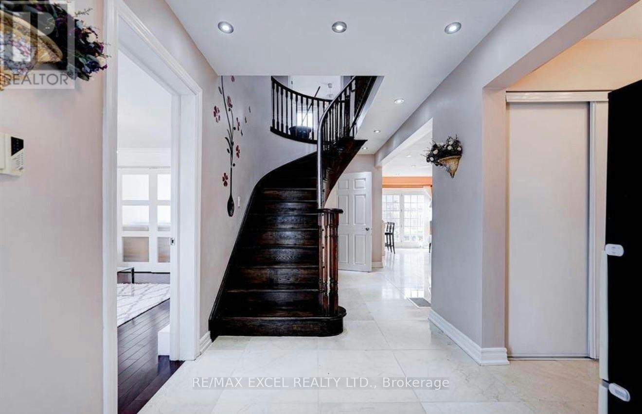 UPPER-70 Weldrick Road E, Richmond Hill, ON, L4C 8T8 - 5