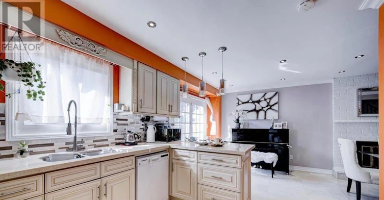 UPPER-70 Weldrick Road E, Richmond Hill, ON, L4C 8T8 - 15