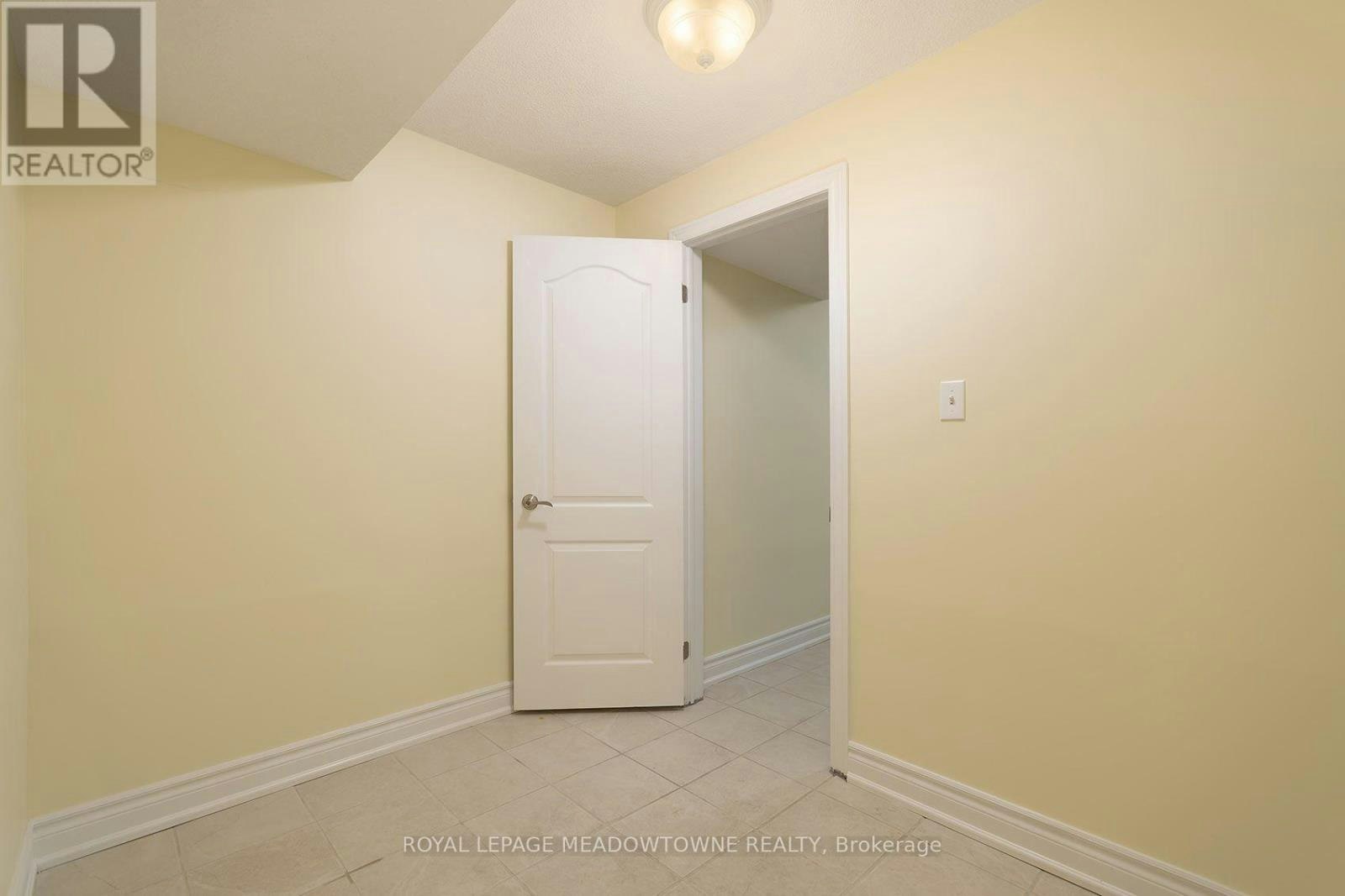 6407 Alderwood Trail, Mississauga, ON, L5N 6W9 - 13