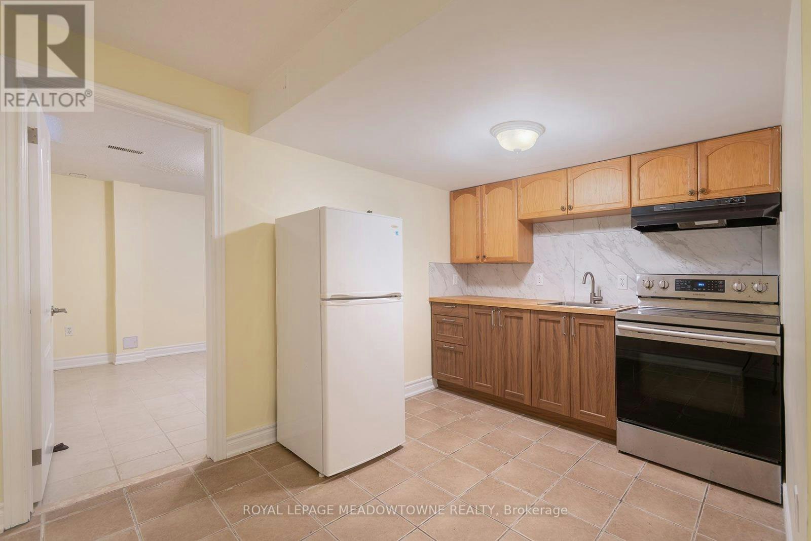 6407 Alderwood Trail, Mississauga, ON, L5N 6W9 - 7