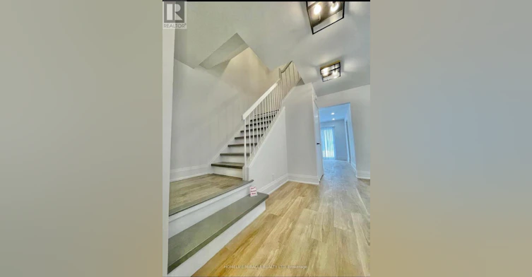 21 Ecclestone Drive, Brampton, ON, L6X 3N7 - 8