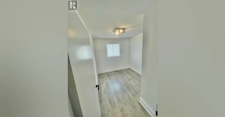 21 Ecclestone Drive, Brampton, ON, L6X 3N7 - 4