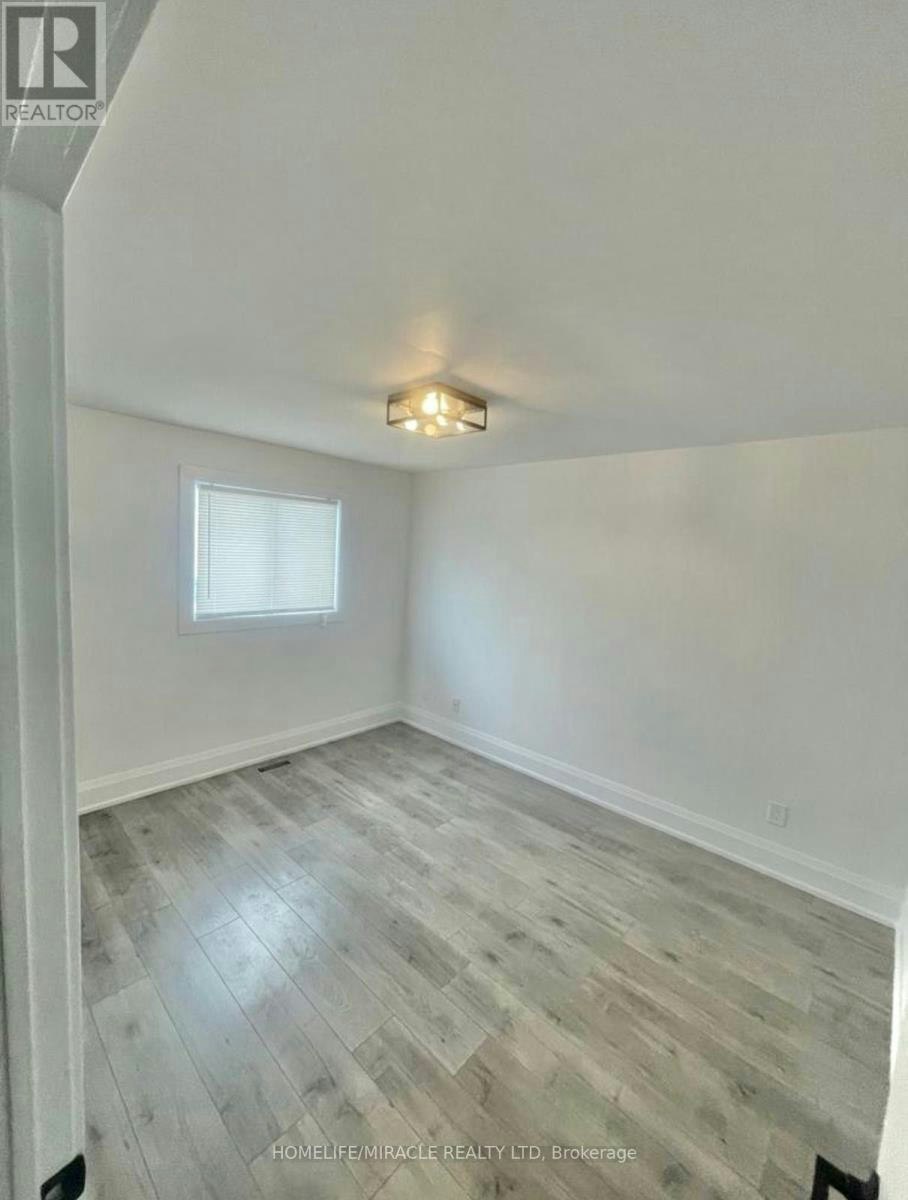 21 Ecclestone Drive, Brampton, ON, L6X 3N7 - 11