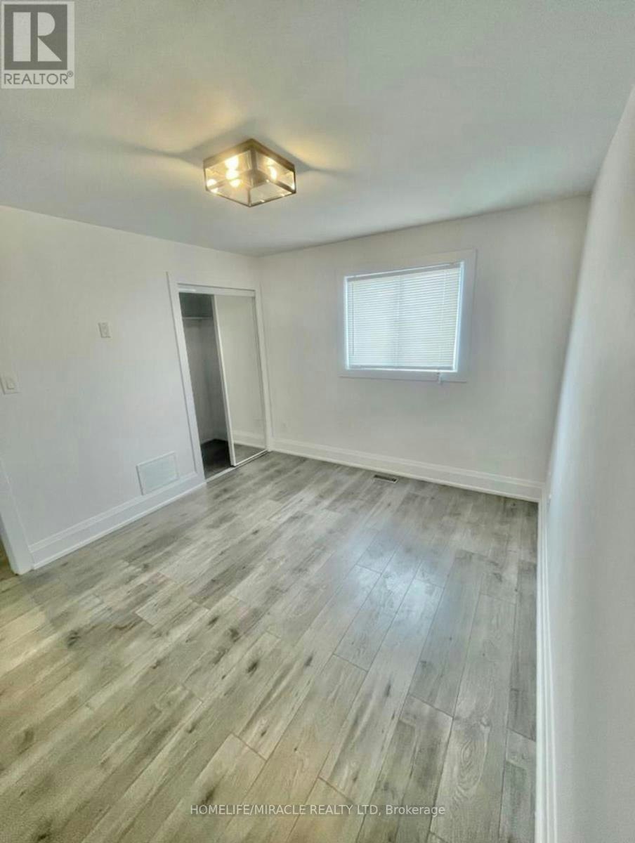 21 Ecclestone Drive, Brampton, ON, L6X 3N7 - 12