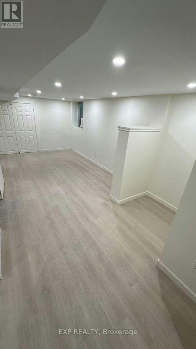 1336 Avenue T Avenue, Ottawa, ON, K1G 0C6 - 2