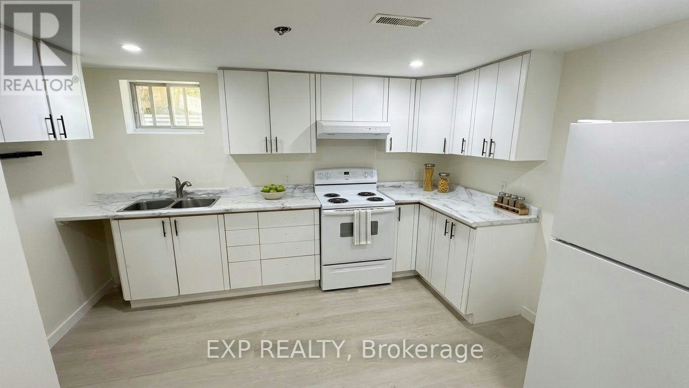 1336 Avenue T Avenue, Ottawa, ON, K1G 0C6 - 4