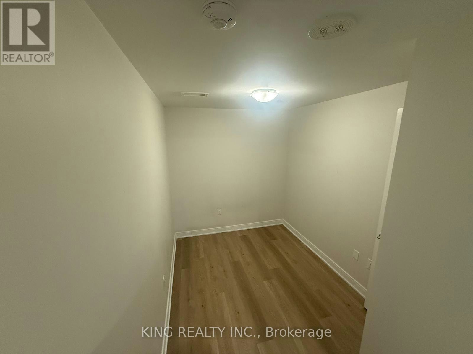 86 Dundas Street, Mississauga, ON, L5A 0B1 - 20