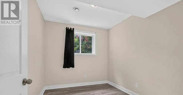 1478 Orchard Ave Orchard Avenue, Ottawa, ON, K1H 7C7 - 32