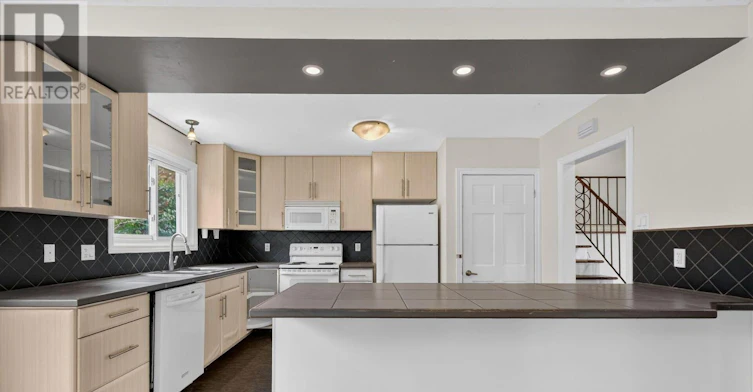 1478 Orchard Ave Orchard Avenue, Ottawa, ON, K1H 7C7 - 11