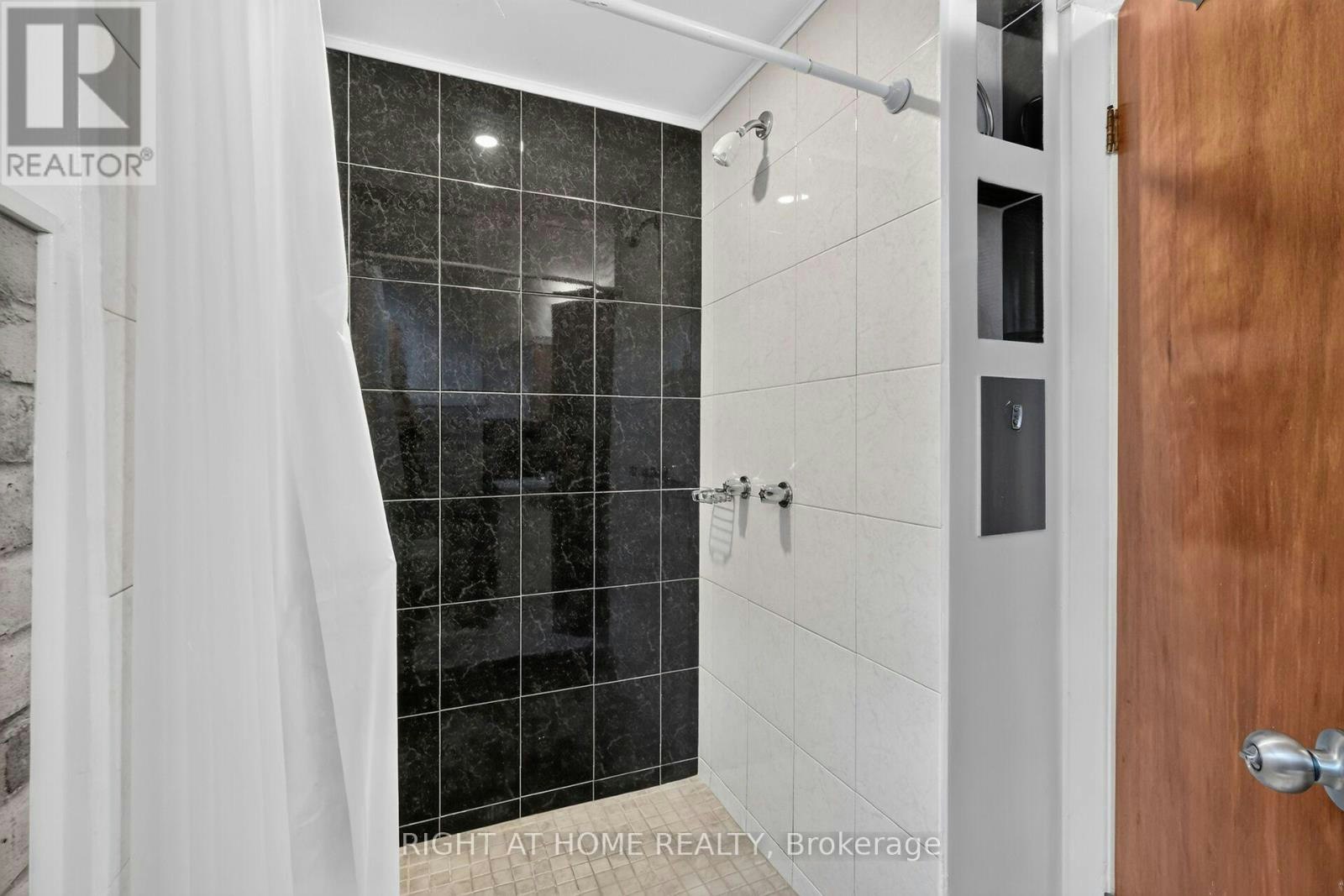 1478 Orchard Ave Orchard Avenue, Ottawa, ON, K1H 7C7 - 37
