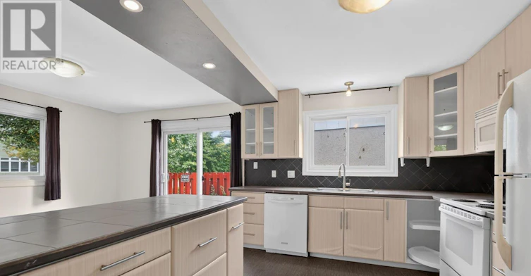 1478 Orchard Ave Orchard Avenue, Ottawa, ON, K1H 7C7 - 7