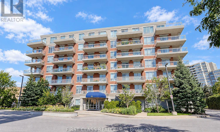 204-777 Steeles Avenue W