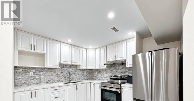 7 Aquilina Court, Ajax, ON, L1Z 0E5 - 16