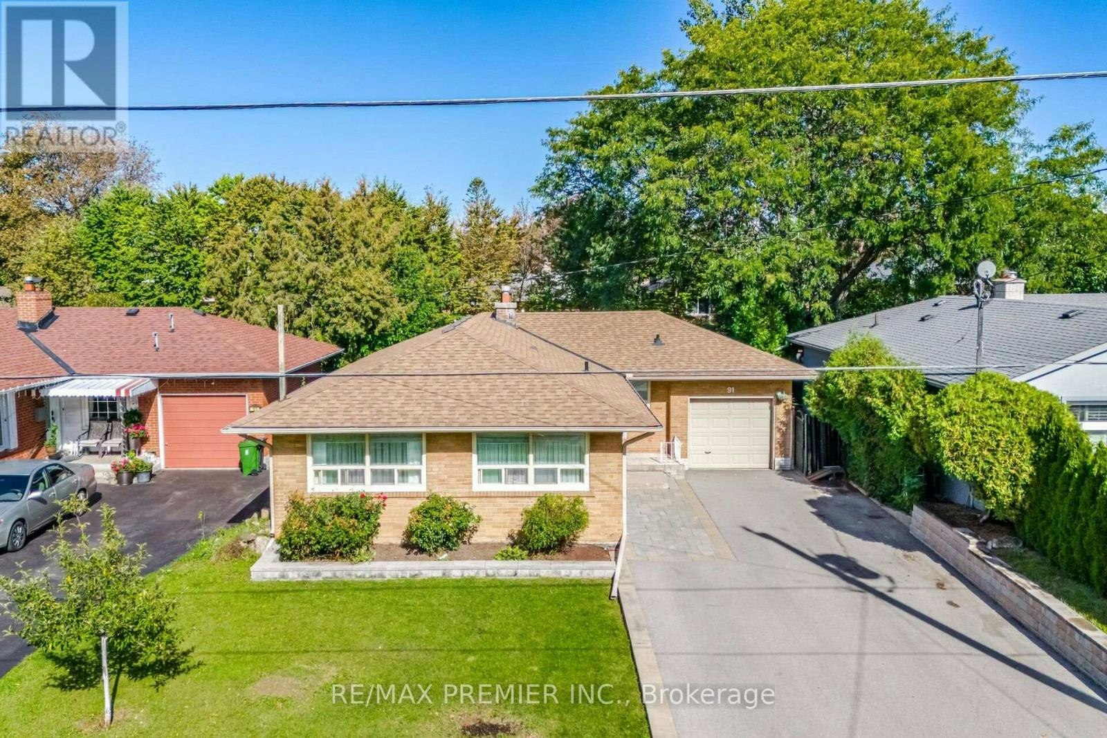 91 Wigmore Drive, Toronto, ON, M4A 2E9