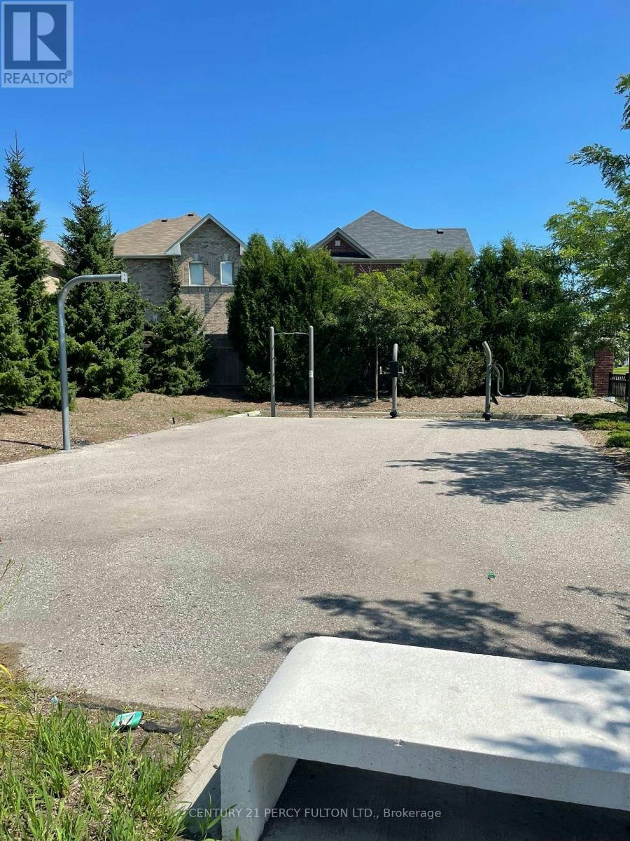 64 Ferris Square, Clarington, ON, L1E 0J2 - 42