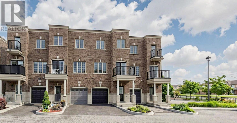 64 Ferris Square, Clarington, ON, L1E 0J2