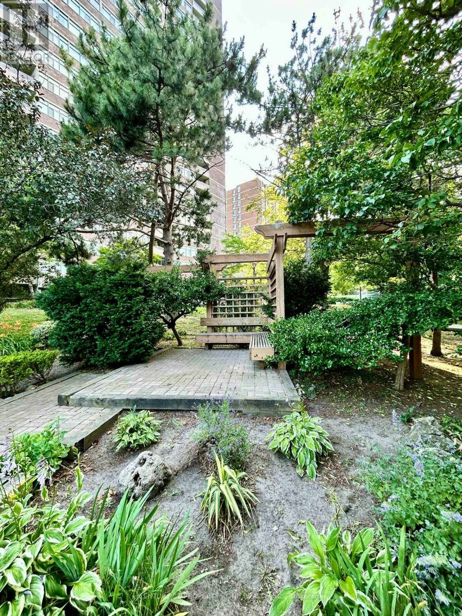 405-3100 Kirwin Avenue, Mississauga, ON, L5A 3S6 - 33