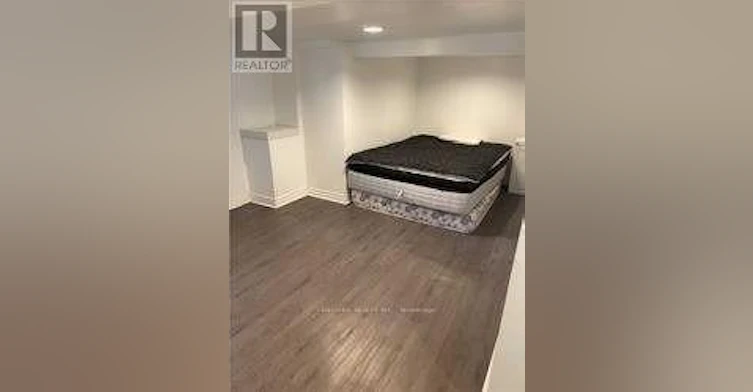 ST-125 Maitland Street, Toronto, ON, M4Y 1E5 - 8