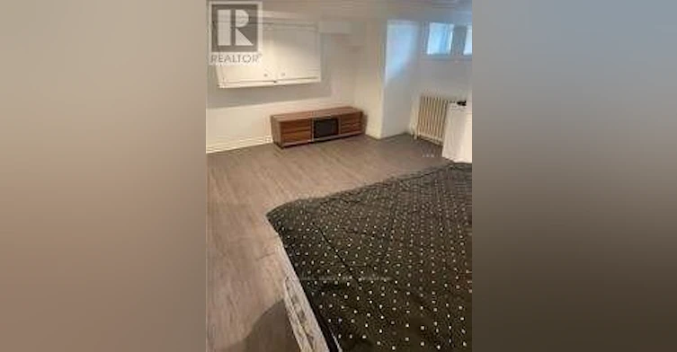 ST-125 Maitland Street, Toronto, ON, M4Y 1E5 - 9