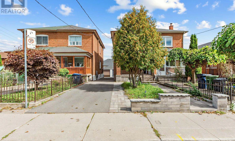 635 Glenholme Avenue