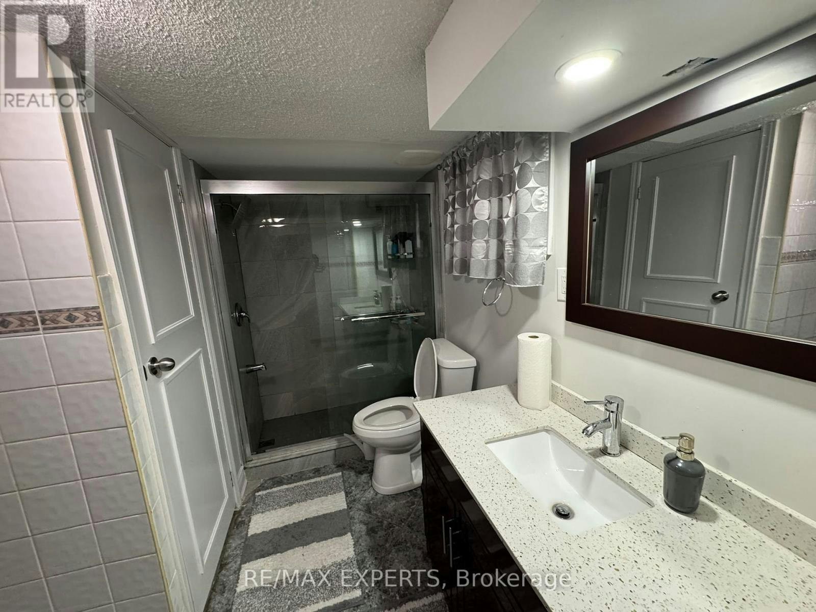 16 Bridgenorth Crescent, Toronto, ON, M9V 2M3 - 25