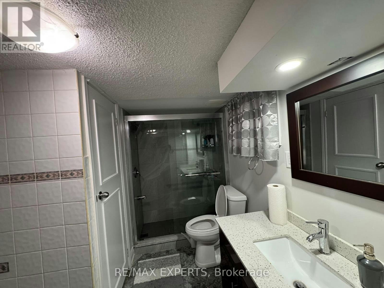 16 Bridgenorth Crescent, Toronto, ON, M9V 2M3 - 26