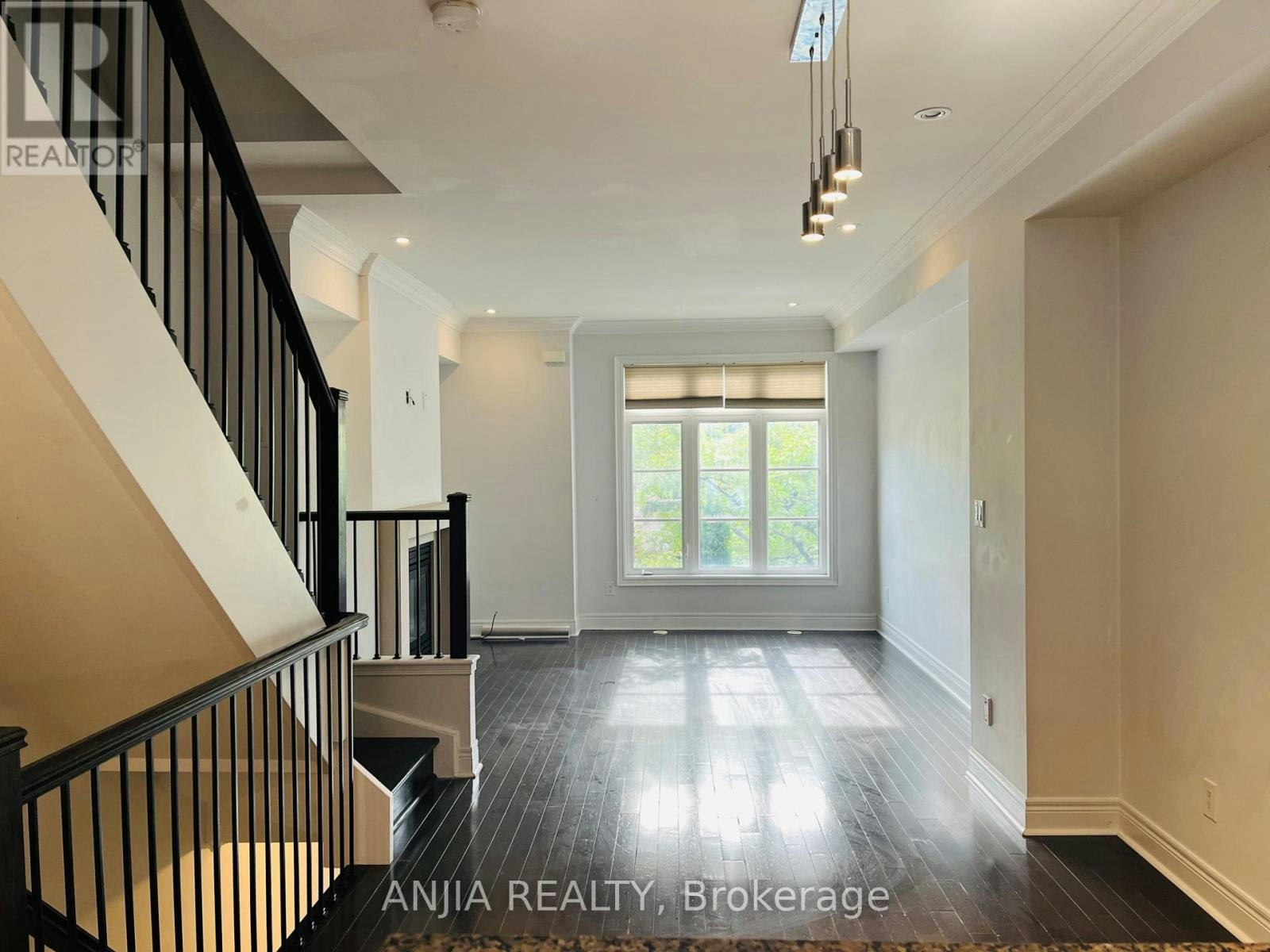 29-1812 Burnhamthorpe Road E, Mississauga, ON, L4X 2S5 - 4