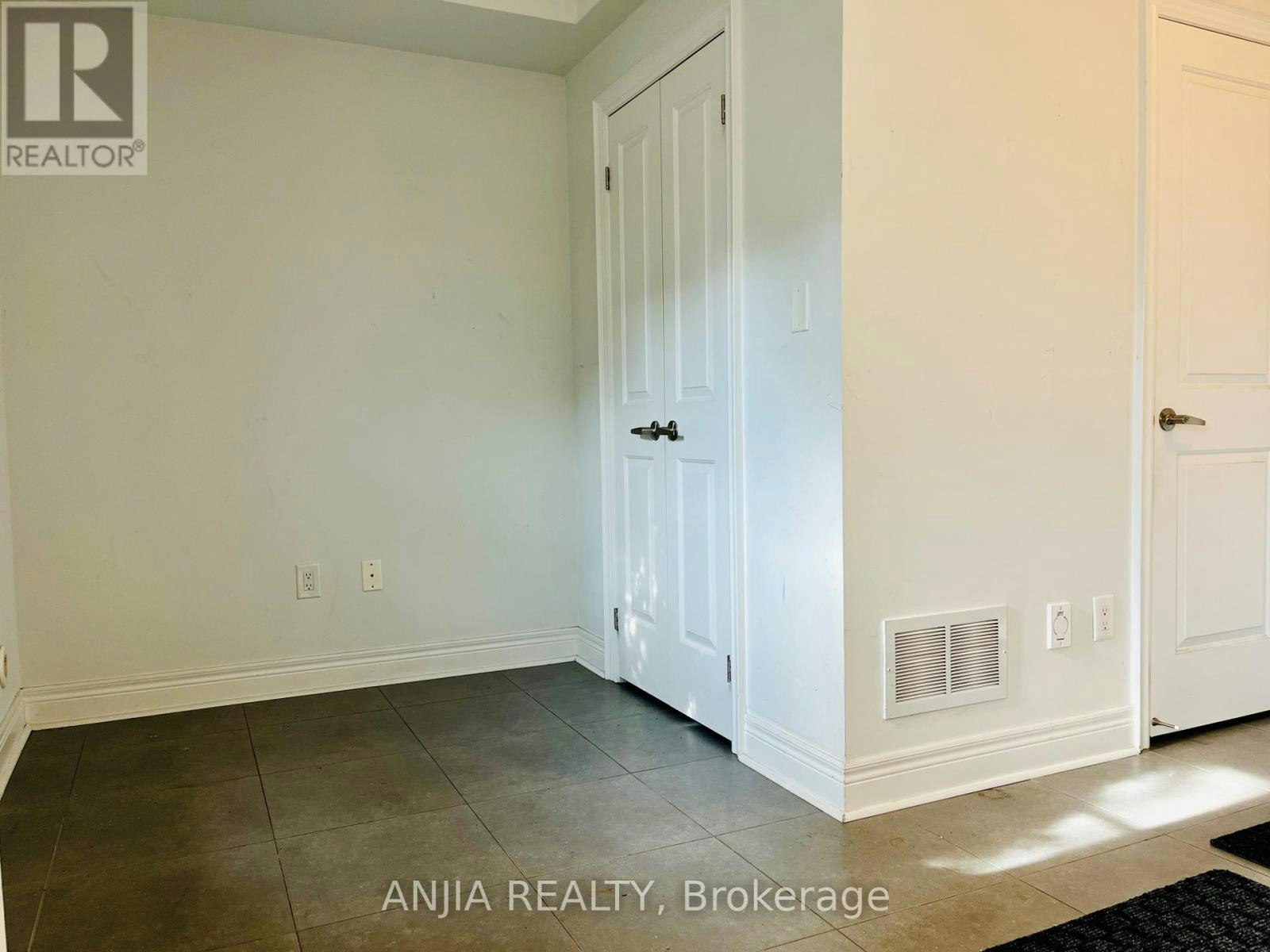 29-1812 Burnhamthorpe Road E, Mississauga, ON, L4X 2S5 - 3