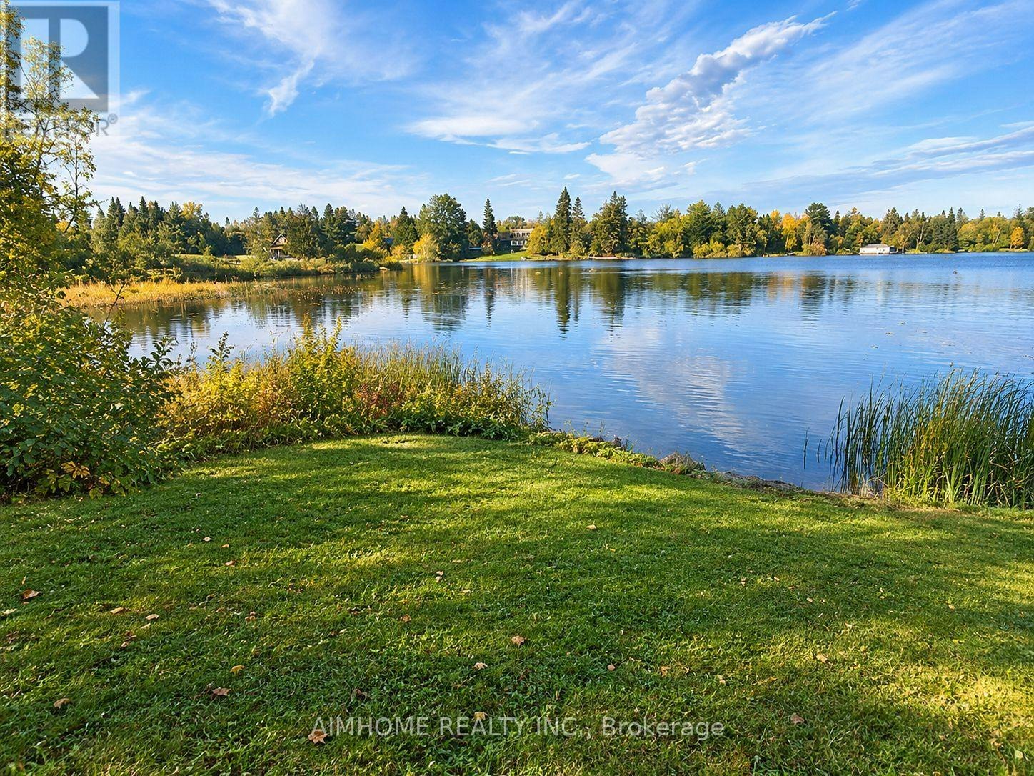 18 Ahmic Lake Road, Magnetawan, ON, P0A 1A0