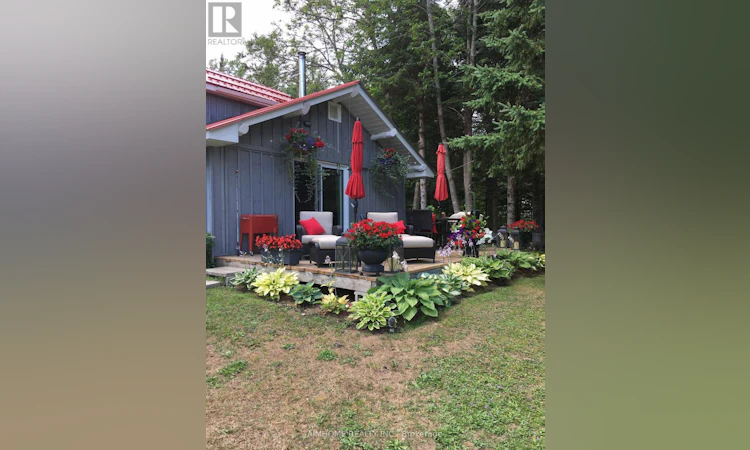 18 Ahmic Lake Road