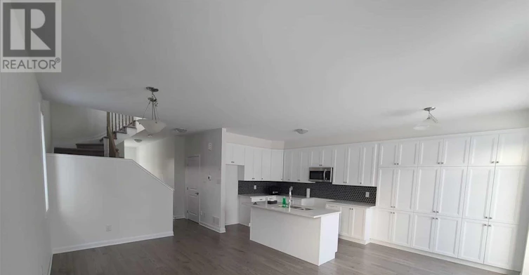 231 Clonrush Way, Ottawa, ON, K2T 0L3 - 4