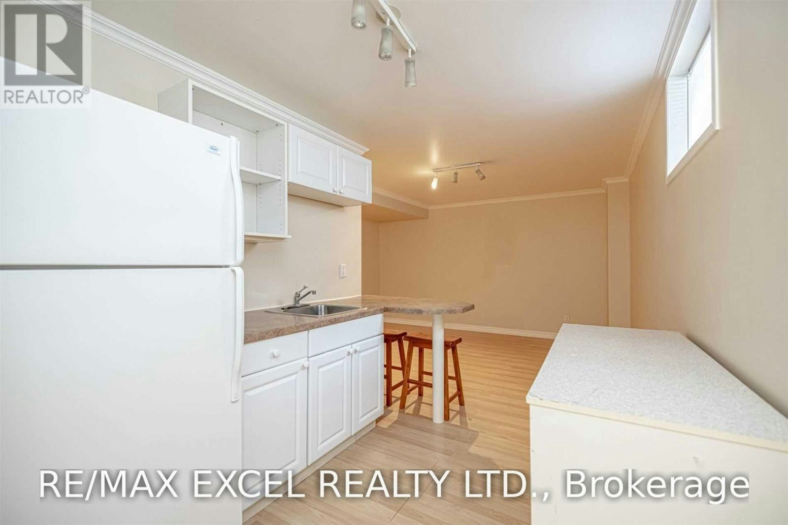 BSMT-3 Sedgewood Way, Barrie, ON, L4N 0B9 - 18